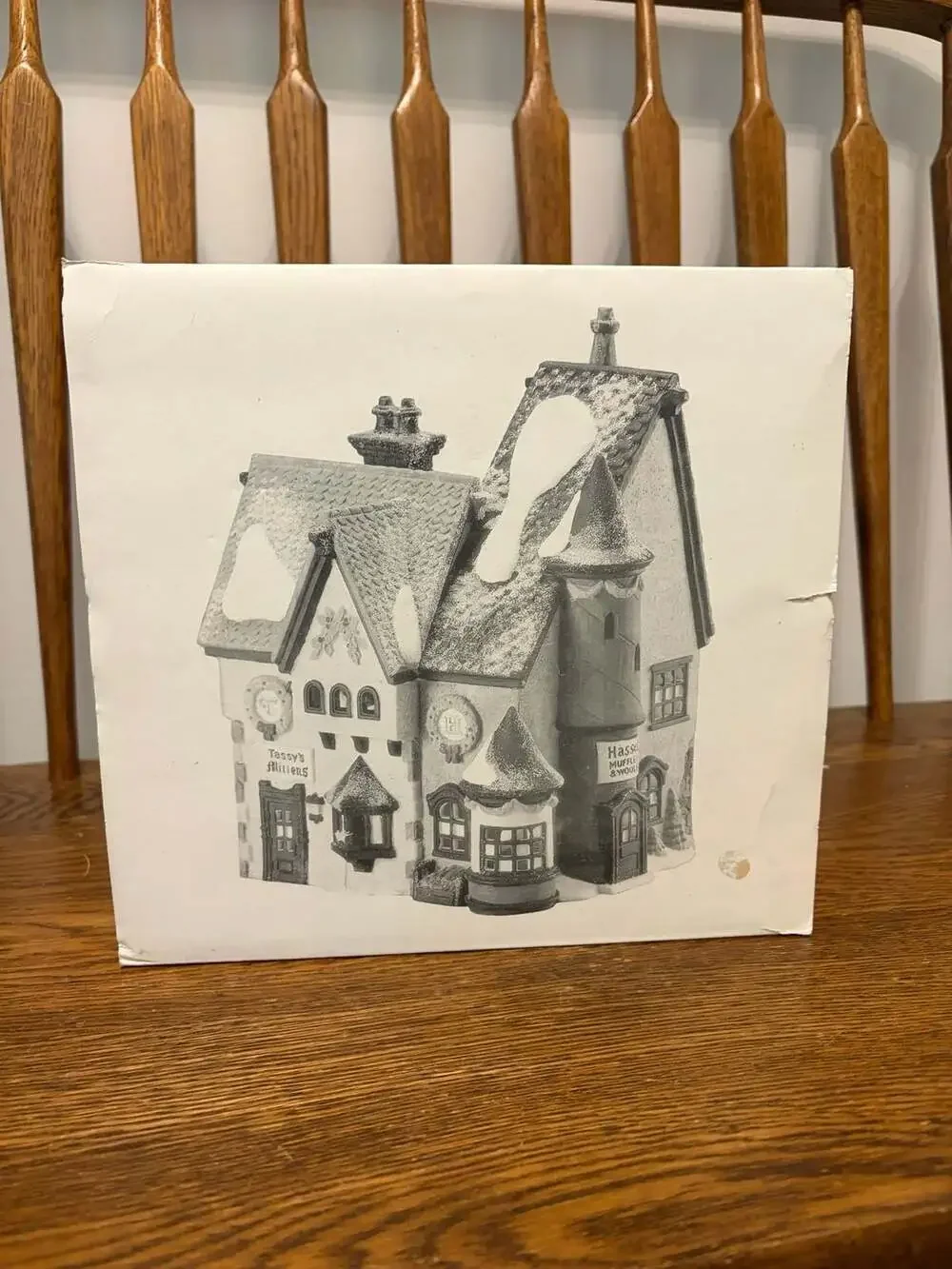 Department 56 North Pole Series Tassy's Mittens & Hassel's Woolies #5622-7